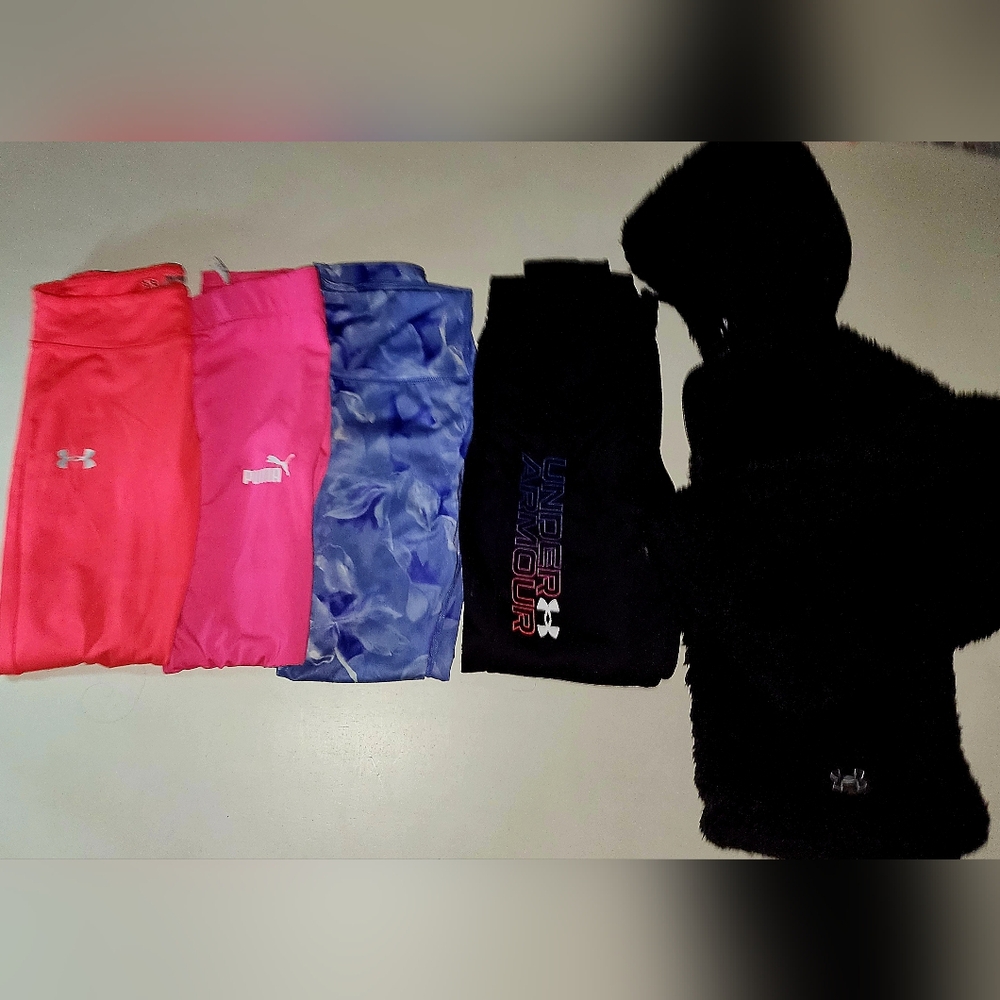 Under Armour Kids Leggings in Black and Blue